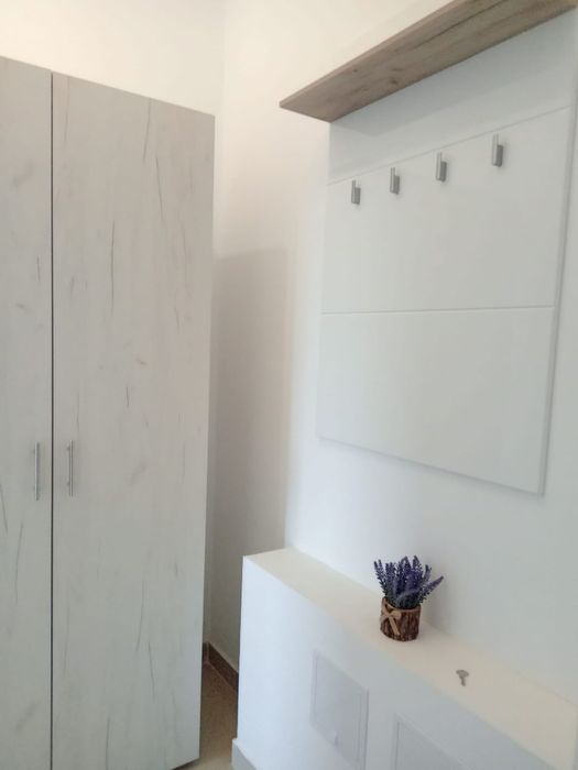 Proprietar închiriez garsoniera