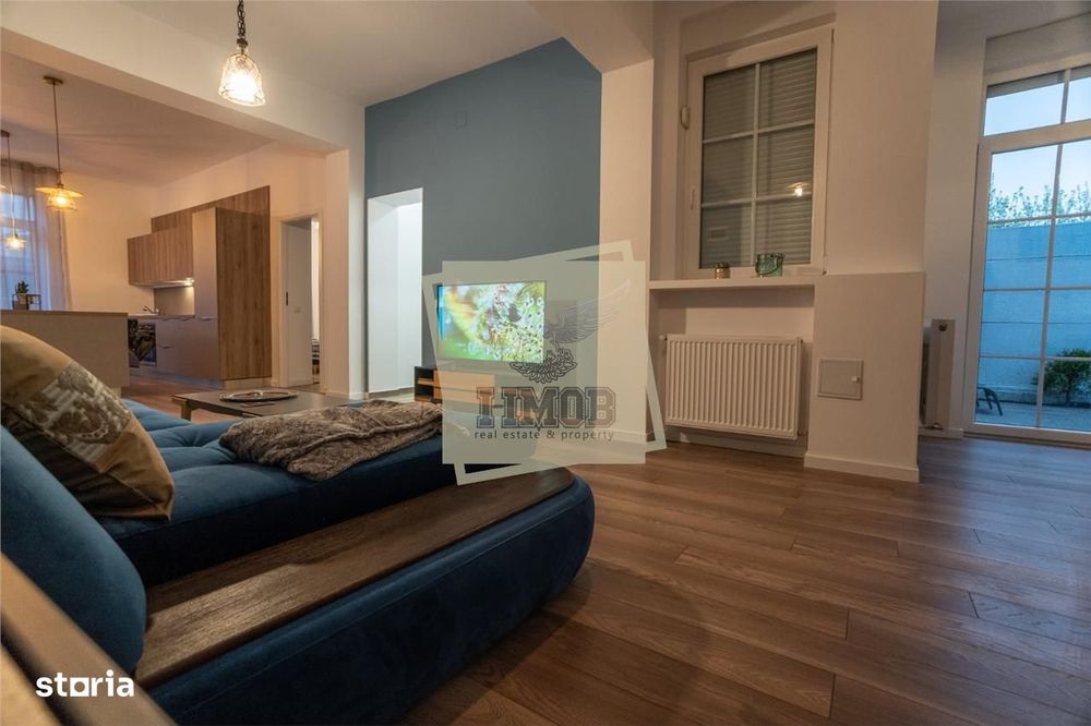 Apartament de lux 3 camere si terasa de 25 mp zona Sub Arini