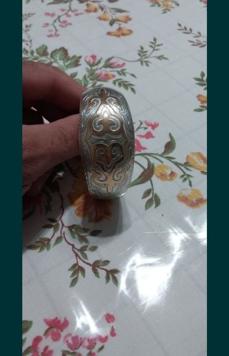 продам безык серебро