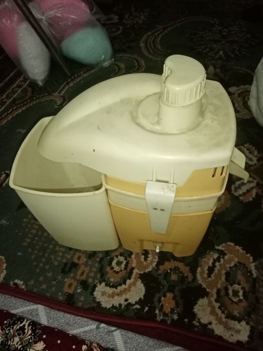 Соковыжималка сок аппарат