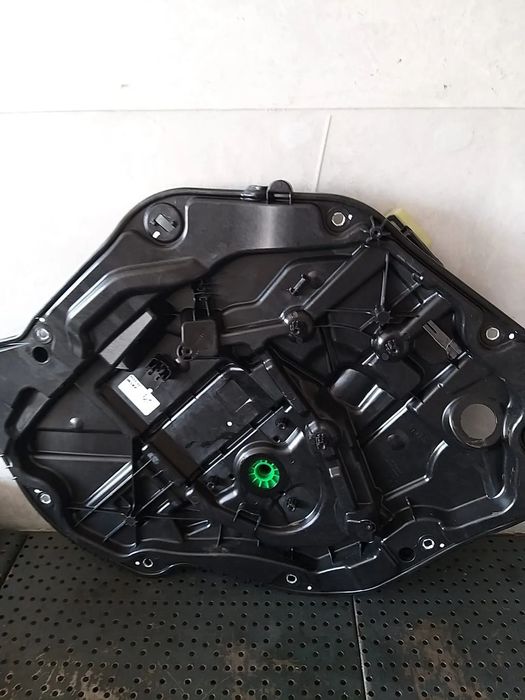 Macara geam electric dreapta spate bmw seria 1 f40 5a02fa802 1bw0004878 22975210