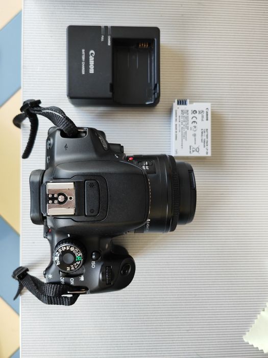 Canon EOS 650D - EOS Digital SLR -Фотоапарат