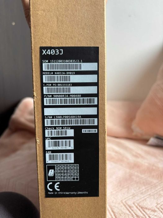 Laptop ASUS VivoBook 14 – Rose Gold - Windows 11 instalat