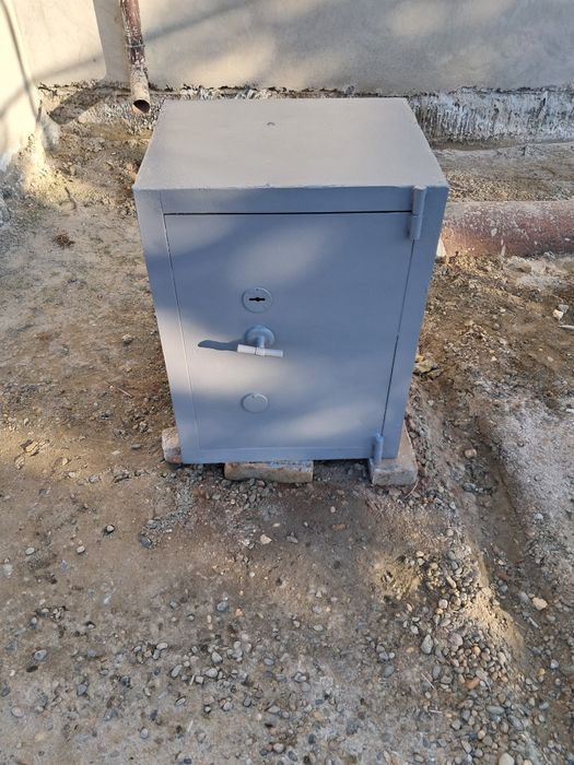 Сеф сотилади ,СССРда тахланган