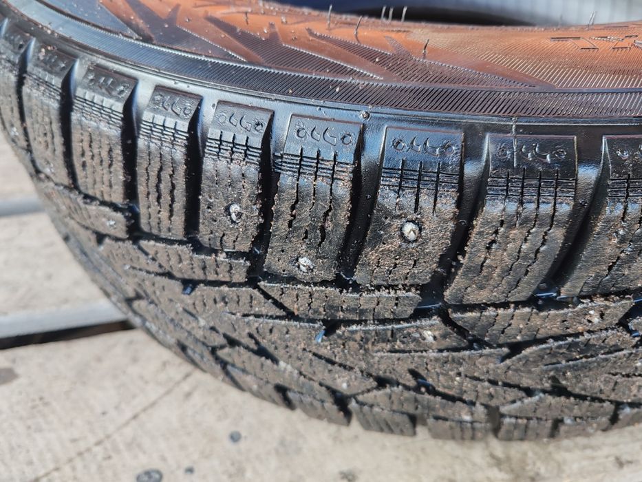 Продам шины зимние