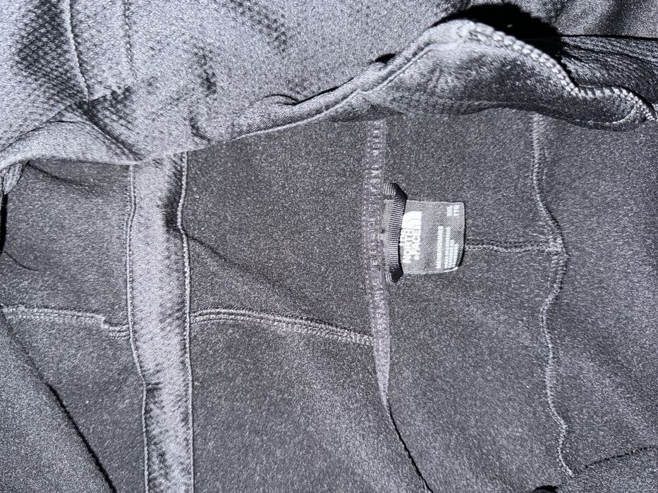 The north face черен суичер M/L