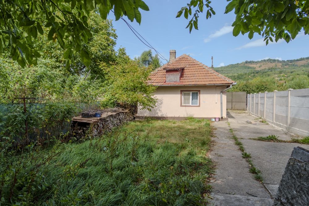 Casa in Cimpa strada principala
