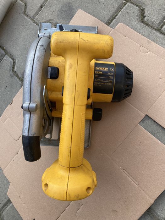Fierastrau Circular Dewalt DW 935 14,4V Doar Corp