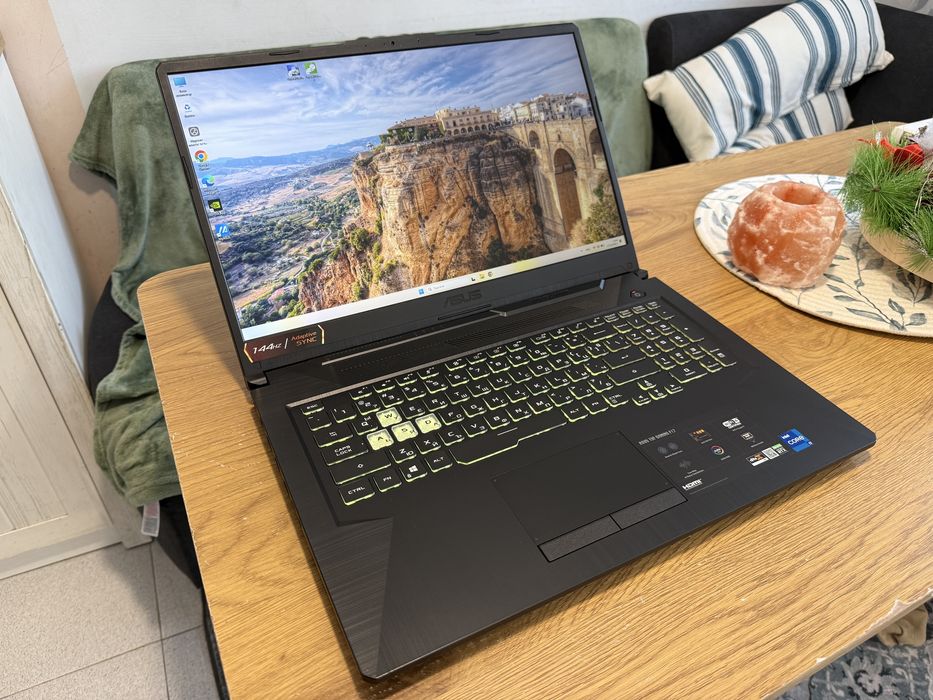 ASUS TUF GAMING F17 - RTX 3060 6GB - i7 11800H