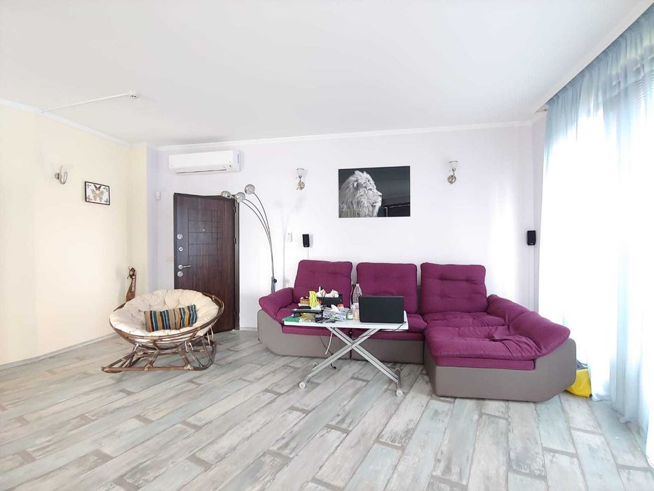 Продава се Къща в с. Кошарица, Област Бургас - 208 кв.м за 1419 €/кв.м - Снимка #2