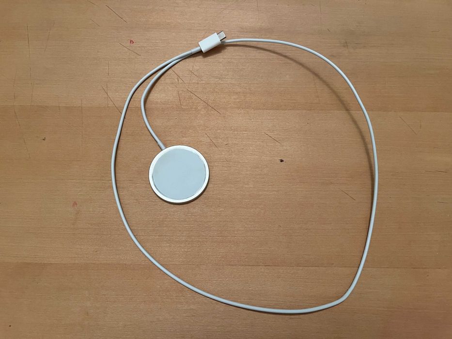 Incarcator telefon magnetic
