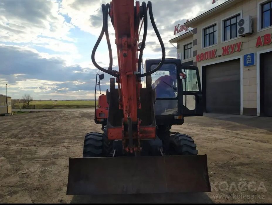 Продам эксковатор