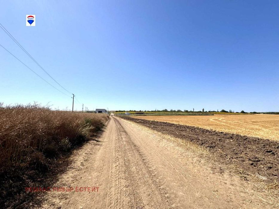 Продава се Парцел в с. Сандрово, Област Русе - 5002 кв.м за 5 €/кв.м - Снимка #3