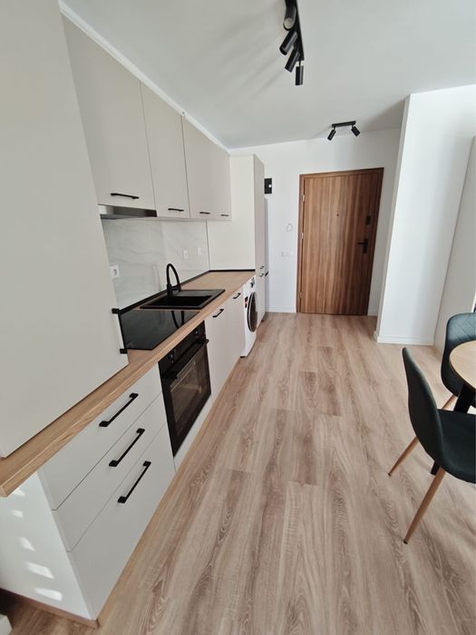 Inchiriez apartament Floresti