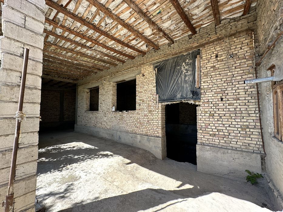 Hovli SOTILADI. Navoiy shahar