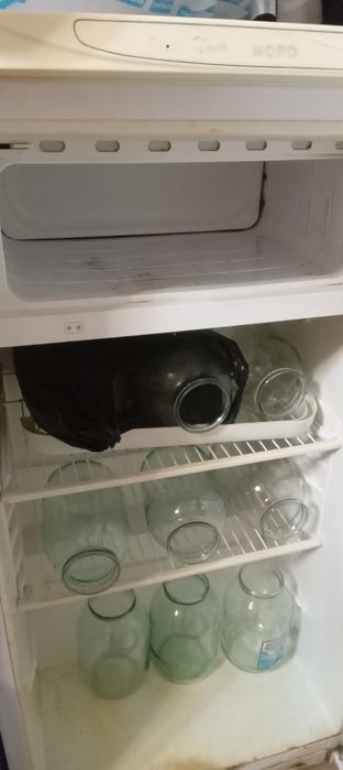 Продам холодильник звоните