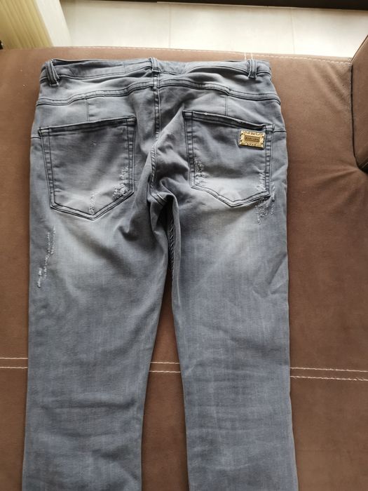 Продавам диъки и пола