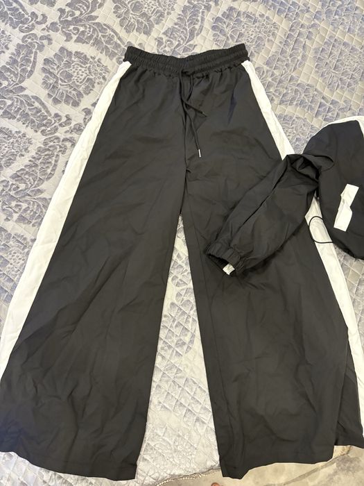 Костюм спортивный