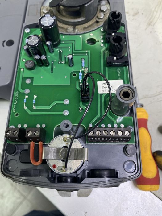 Привод воздушной заслонки