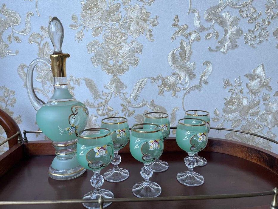 Винтажные графин и фужеры
