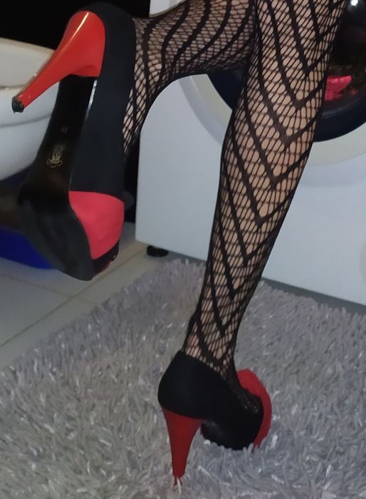 Женские туфли каблук 10 см. Размер 37