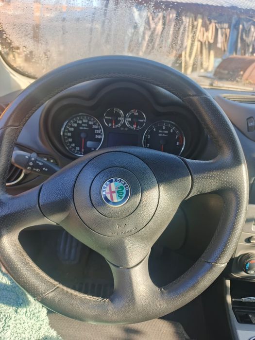 Alfa Romeo 147 1.6_16valve