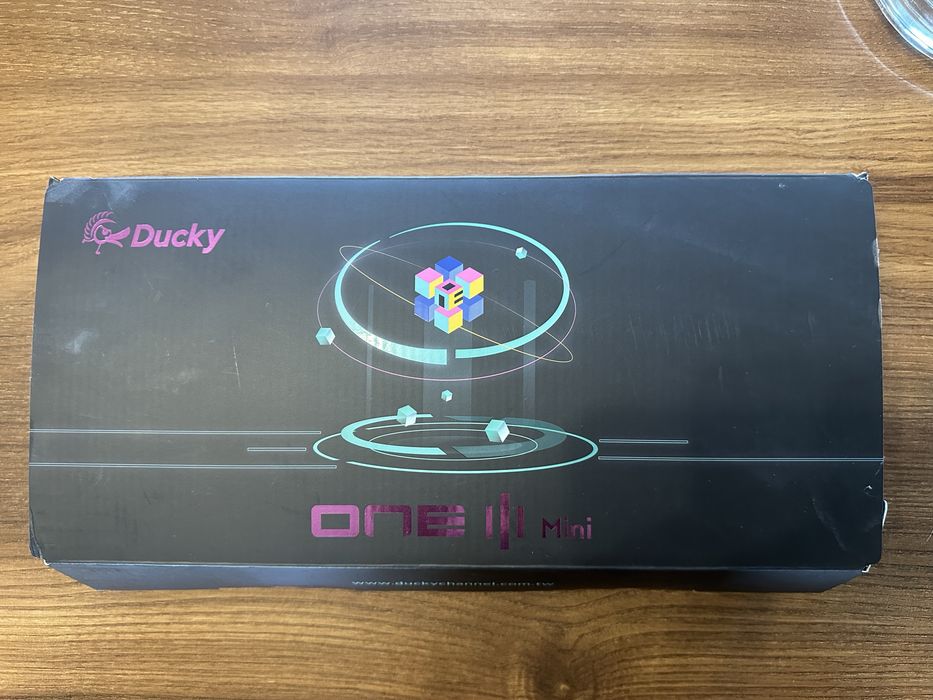 Геймърска механична Клавиетура Ducky 3 mini Brown switch