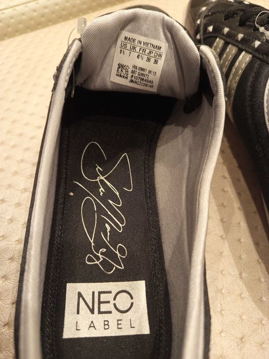 Дамски спортни обувки Adidas