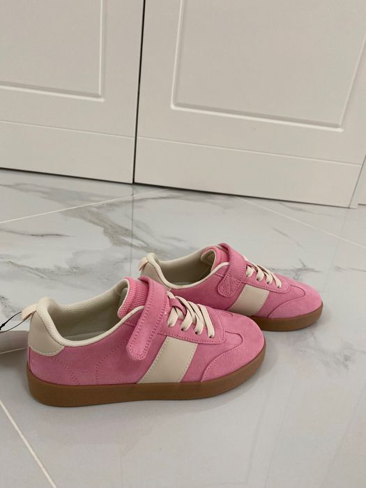 Нави маратонки за момиче 32 номер