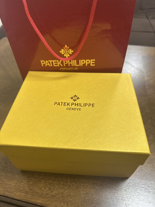 Продаю новые часы