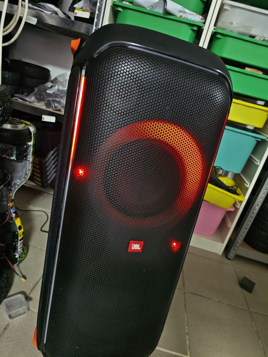 JBL partybox 710
