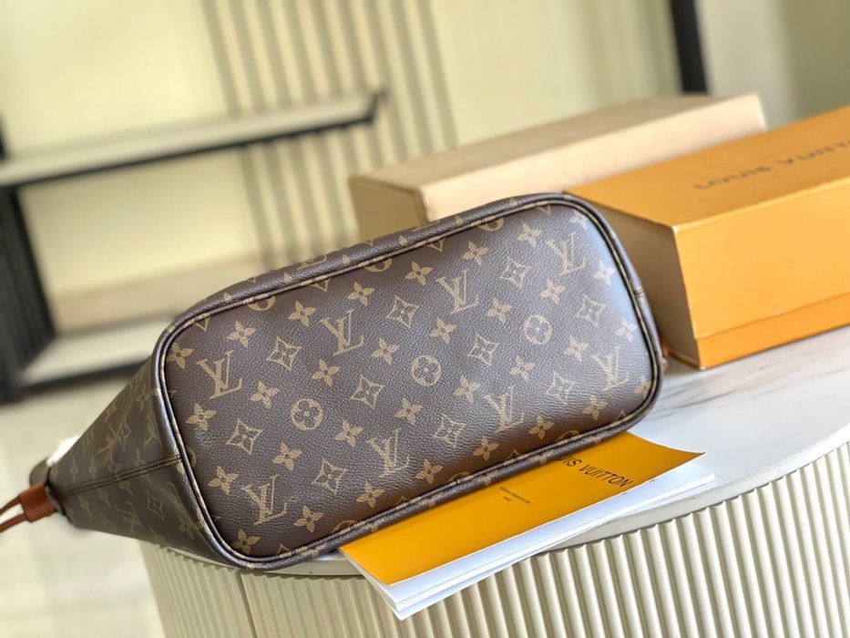 Geanta Louis Vuitton Neverfull