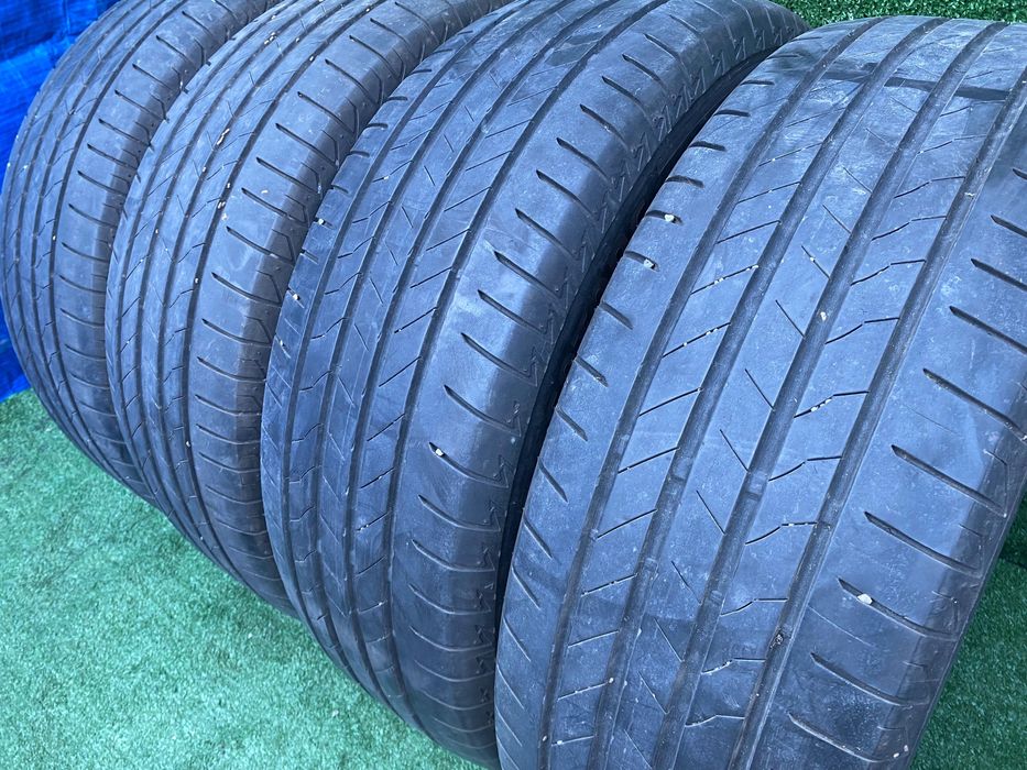 Set 4 anvelope vara Bridgestone Alenza 225 65 R17 102 H Dot 1420