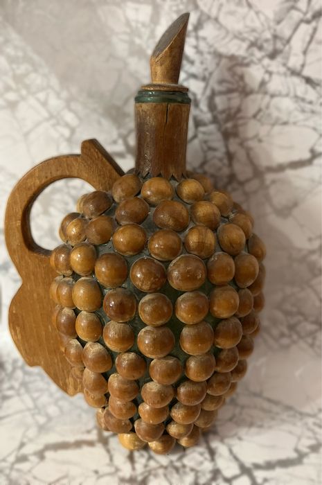 Винтажный кувшин