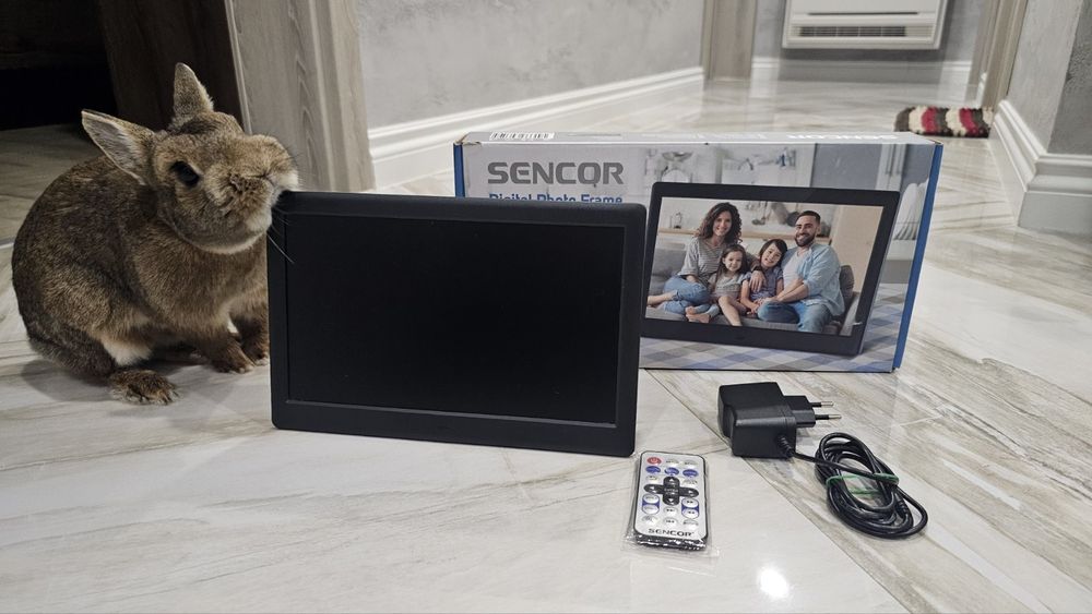 Дигитална фоторамка SENCOR SDF 1080
