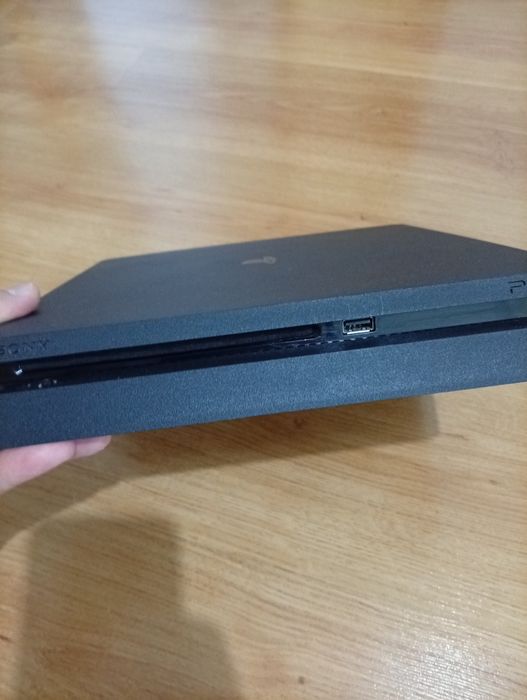 Consola Playstation PS4 slim 500 GB,