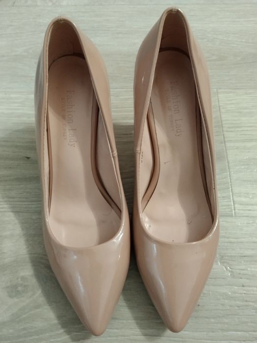 Женский Туфли бежевый
