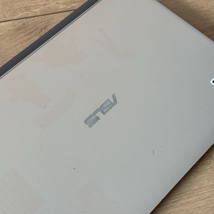 Asus Vivobook X507UA