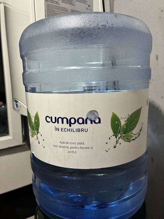 Vând dozator de apa