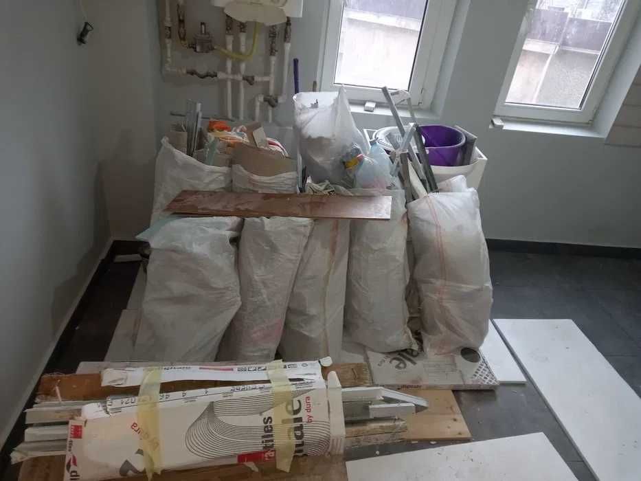 Firma Debarasare Moloz / Debarasare Apartamente / Evacuare mobila / Demolat Pereti / Container