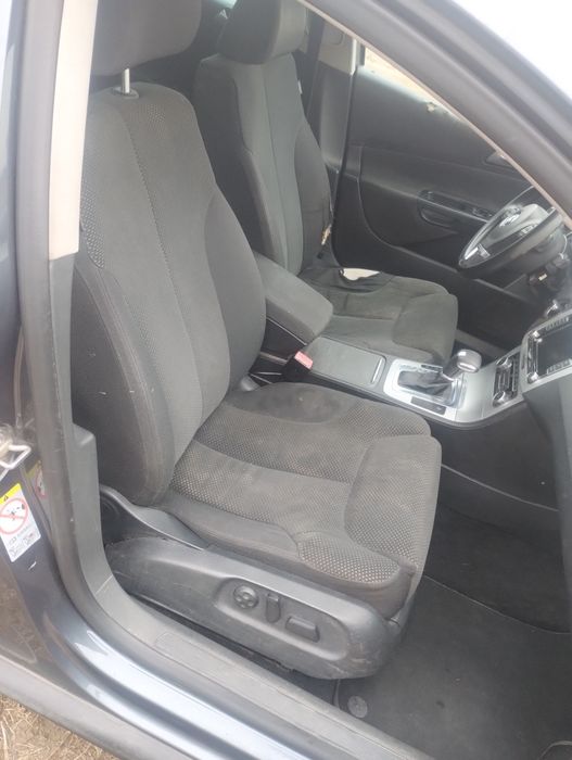 Vand lVW Passat B6 combi an 2010, 2.0 diesel cutie automata DSG, 140 de cai, ITP valabil 10.2027