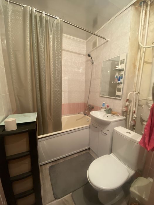 Продается 1 комнатная на КЖБИ