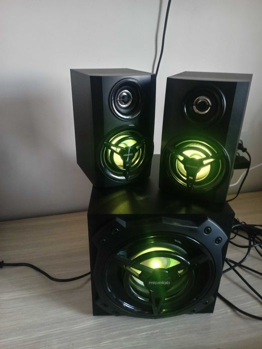 microlab T11 (колонка bluetooth)