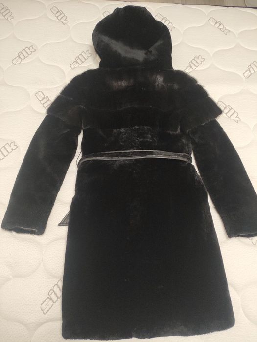 Продам мутоновую шубу