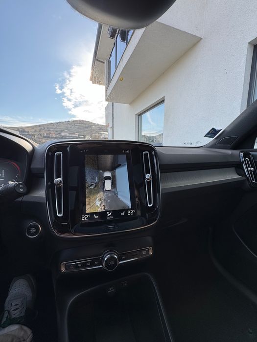 VOLVO XC40 2021 — imagine 5