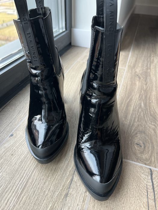 Лачени Боти Еva Minge