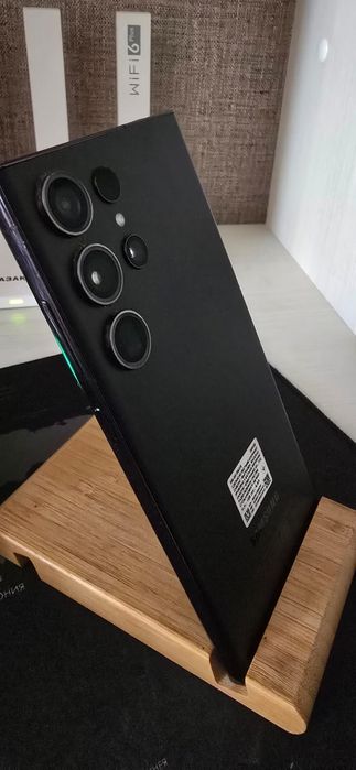 Продам Samsung S23 Ultra