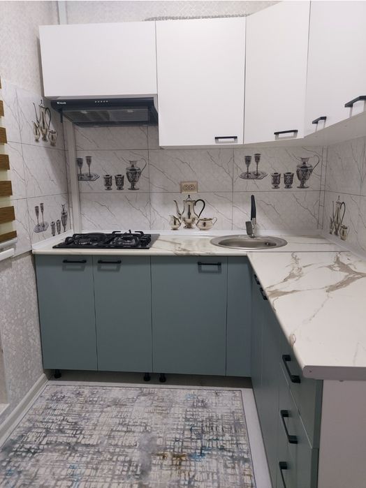 Продаётся уютная 2х комн. Высокопотолочка Аллея Гагарина