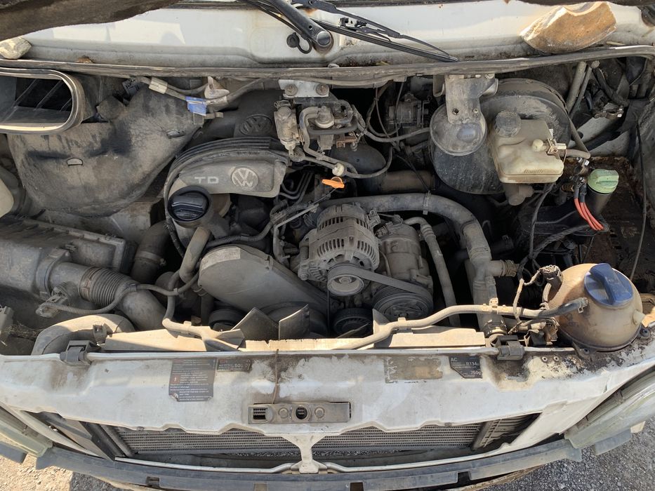 НА ЧАСТИ! Volkswagen LT 2.5 TDI Теглич ANJ без ръжди