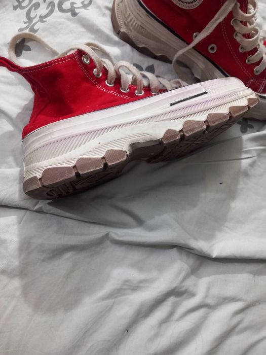 Tenesi platformă nr 40